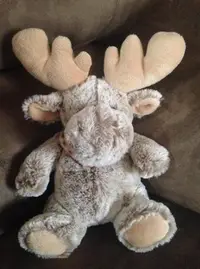 在飛比找Yahoo!奇摩拍賣優惠-【高雄百貨】可愛麋鹿駝鹿小鹿動物毛茸茸可愛玩偶絨毛娃娃擺件裝