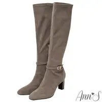 在飛比找ETMall東森購物網優惠-Ann’S精緻美感寬版-彈性絨布可拆繫帶兩穿扁跟及膝長靴-灰