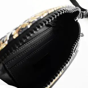 美國百分百【全新真品】Versace Jeans 凡賽斯 斜背包 VJ 胸包 LOGO 男包 專櫃精品 黑色 CK77