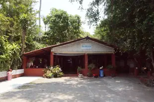 喀比鬆苑酒店Pine Bungalow Krabi