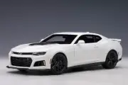 71206 Chevrolet Camaro ZL1 2017 (Summit White) 1:18