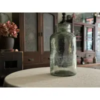 在飛比找蝦皮購物優惠-【福三】 老玻璃罐 氣泡玻璃 綠玻璃 早期 釀酒罐
