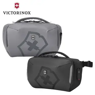 VICTORINOX瑞士維氏 Vx Touring 2.0 抗菌隨身包/側背包/胸肩包 淺灰/黑色(兩色任選)