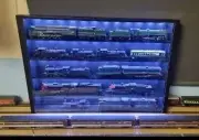 LED Display Case For Hobby Scale Diecast Model Trains Locomotiv Wall Cabinet