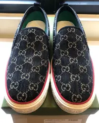 在飛比找Yahoo!奇摩拍賣優惠-GUCCI SLIP-ON 懶人鞋 至尊鞋#LV#PRADA