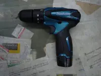 在飛比找Yahoo!奇摩拍賣優惠-金光興修繕屋~makita 10.8V鋰電震動電鑽_單主機+