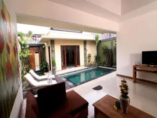 丹戎那庫拉套房別墅The Tanjung Nakula Suites Villa