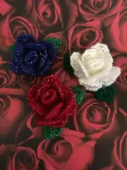 Plastic canvas Mini Roses.2 Pack