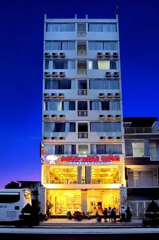 彩虹雲飯店Iridescent Clouds Hotel