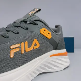 FILA 男生 灰色 輕量 透氣 經典 運動 慢跑鞋 1-J319Y-066