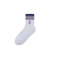 在飛比找Yahoo奇摩購物中心優惠-NBA 電繡LOGO 條紋長襪-白-3351184082