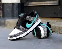 在飛比找Yahoo!奇摩拍賣優惠-Nike SB Dunk Low Atmos Elephan