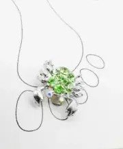 ADORABLE Sparkle Silver Green Crystals CRAB Invisible PETITE Toe Ring