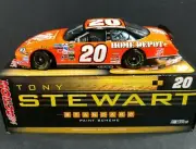 TONY STEWART #20 Home Depot 2006 MONTE CARLO Standard Paint 1:24 Action Racing
