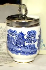 Coalport Blue Willow pattern King Size Double Egg Coddler - New in Box