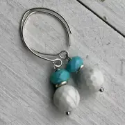 Min Favorit White Howlite, Blue Turquoise Bead & Silver Pl Artisan Drop Earrings