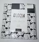 Bloom Collection Black with White Roses Pattern Full Size Sheet Set
