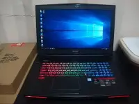 在飛比找Yahoo!奇摩拍賣優惠-【電競機】MSI GT72S 6QE 17.3吋 i7-67