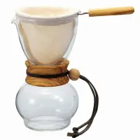 在飛比找樂天市場購物網優惠-金時代書香咖啡 HARIO 濾布橄欖木手沖咖啡壺3~4杯 D