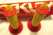 OAKLEY GRIPS NEW 1982 OG B1-B RED W YELLOW + CRUD PLUGS W RED DONUTS W BOX BMX !