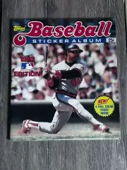 1983 Topps Baseball Sticker Album Old Stock unused / empty reggie jackson cover