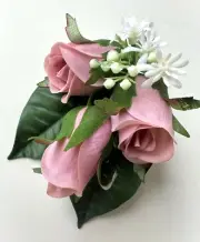 GROOM BUTTON HOLE WEDDING BUTTONHOLES DUSTY PINK ROSE BUDS GYP GROOMS FLOWERS X1