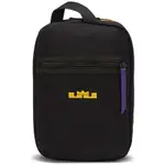 NIKE 手拿包 萬用包 收納包 運動 休閒 LBJ NK UTILITY BAG - HO20 黑 CQ4768-010