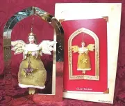 HALLMARK 2003 SPECIAL EDITION ANGEL ORNAMENT~HOPE~GLAD TIDINGS