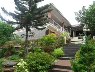 羅塞拉花園精品套房旅館 Le Jardin Rosella Boutique Suites