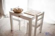 Q Toys Timber White Table With 2 Standard Chairs