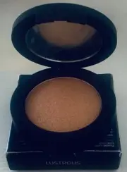 YOUNIQUE TOUCH A LA MODE Powder Luminizer LUSTROUS 0.14oz New in Box