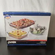 VTG Pyrex 4 Pc. Set 3qt. Baking Dish Cake Dish 2qt. Casserole W/ Lid NIB 1999