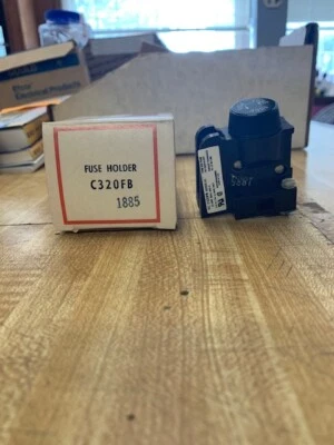 Cutler-Hammer C320FB Fuse Holder