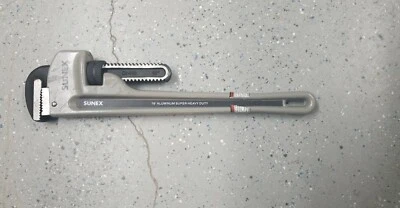 Sunex Tools 3818A 18 In. Aluminum Super Heavy Duty Pipe Wrench, Phosphated Jaws