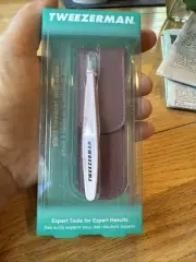 Tweezerman Slant Tweezer with Case , BRAND NEW