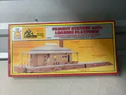 Snap Eaze N Scale Building Kit Freight Station with Loading Platform 25303