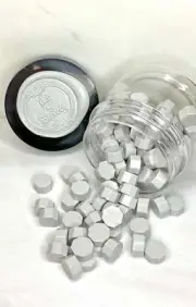 100 Count Shark-Fin Gray Sealing Wax Beads