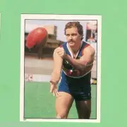 1983 SCANLENS VFL STICKER - #61 TED WHITTON, FOOTSCRAY BULLDOGS