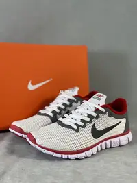 在飛比找Yahoo!奇摩拍賣優惠-NIKE FREE 3.0 時尚 百搭 休閒 跑步鞋 男女鞋