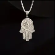 Collar con colgante de mano de diamante artificial de color dorado y de...
