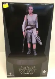 Diamond Select Star Wars REY (JAKKU) 1:6 Scale Statue Gentle Giant NIB *
