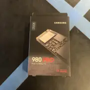 Samsung 980 PRO 250GB Internal NVMe SSD (MZ-V8P250B/AM)
