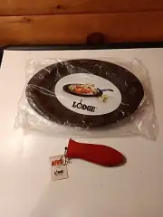 Lodge Silicone Trivet For Cast Iron Pan And Hot Handle Holder New