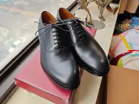 在飛比找Yahoo!奇摩拍賣優惠-BALLY全新真品瑞士製黑色真皮牛津鞋/皮鞋/上班鞋(44.