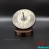 在飛比找蝦皮購物優惠-熱銷*仿古銅日晷儀日晷模型十二生肖羅盤太陽測量古代計時器日規