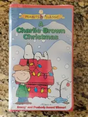 A Charlie Brown Christmas Peanuts Classic (VHS 1996 Clam Shell Packaging)