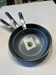 New 3 Piece Set Thermos Non-Stick Frying Pans
