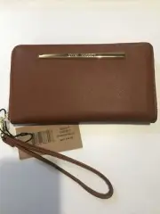 Steve Madden BZIPPY Zip Around Wallet in Cognac MSRP $48 New With Tags