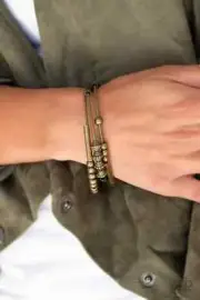 Paparazzi INDUSTRIAL INSTINCTS brass bracelet