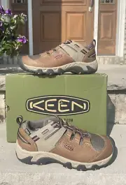 KEEN STERNS WP 9.5 Women's Hiking/Trail Shoe NEW